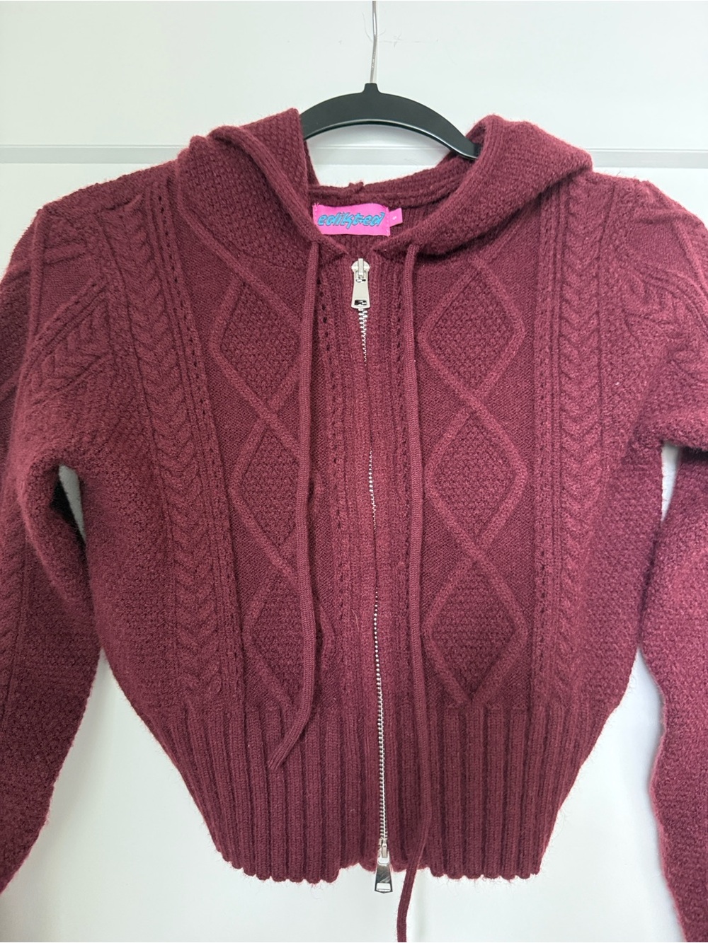 Edikted Burgundy Cable Knit Cropped Zip-Up Hooded Sweater Cardigan XS/S